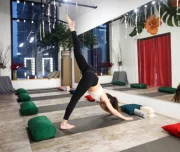студия аэройоги j.k.yoga room studio на улице черняховского изображение 7 на проекте lovefit.ru