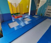 гимнастический центр кувырком изображение 2 на проекте lovefit.ru