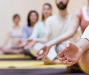 студия йоги и медитации на коврике изображение 3 на проекте lovefit.ru